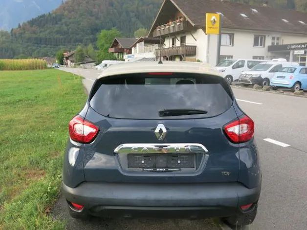 RENAULT Captur 1.2 TCe Dynamique EDC
