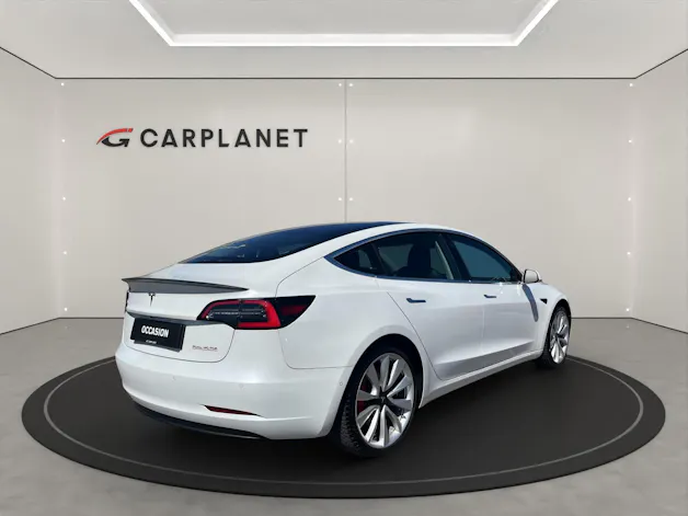 Tesla Model 3 Performance D