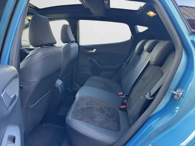 FORD Fiesta 1.0 EcoB Hybrid ST-Line Vignale