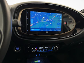 https://vehicle.imgix.net/4454163/0c6a61ac-0bd3-4cbb-99b8-1453c4cfa9d1.jpg