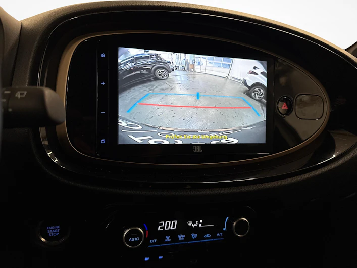 Fahrzeugbild TOYOTA AYGO X