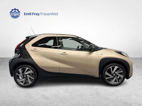 https://vehicle.imgix.net/4454163/6c4545a4-9b93-40e9-a6cb-4d6f9fa6b545.jpg