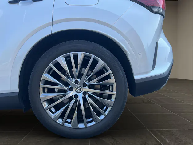 Lexus RX 450h+ Excellence