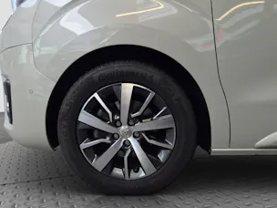 Toyota PROACE Verso L0 2.0 D Shuttle