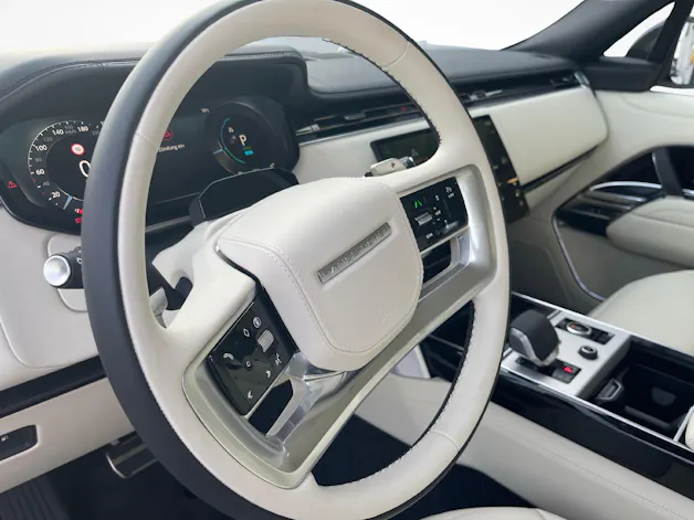 Land Rover Range Rover 3.0 I6 P550e HSE
