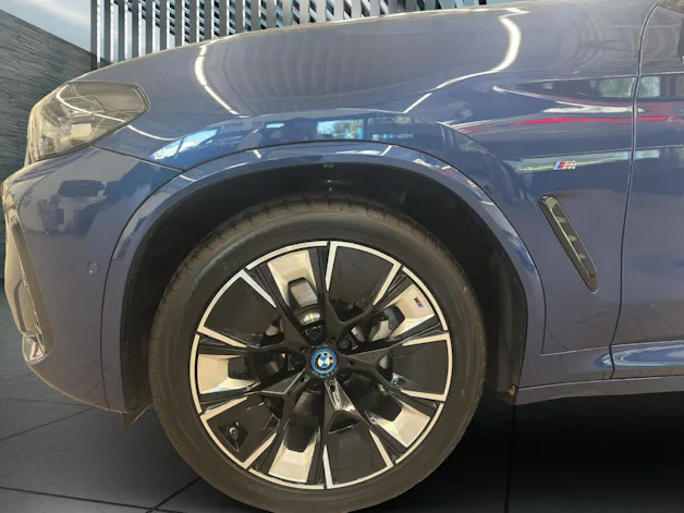 BMW iX3 E-Motor IMPRESSIVE