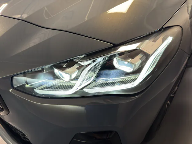 BMW 225e xDrive paddles Active Tourer M Sport