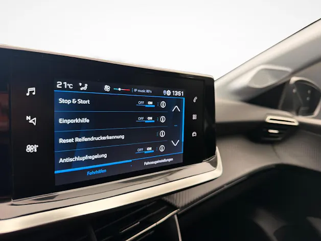 PEUGEOT 208 1.2 PureTech Active Pack