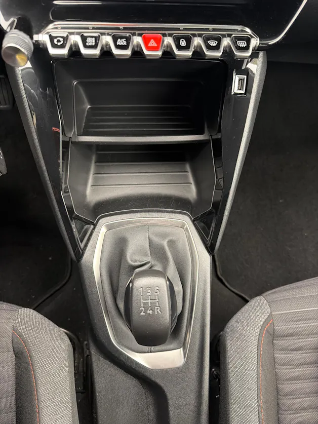 PEUGEOT 208 1.2 PureTech Active Pack