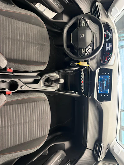 image du véhicule PEUGEOT 208