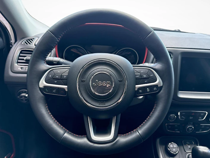 Fahrzeugbild JEEP COMPASS