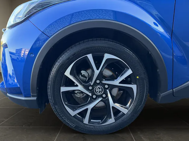 Toyota C-HR 1.8 VVTi HSD Trend
