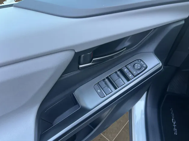 Toyota C-HR+ Premium AWD