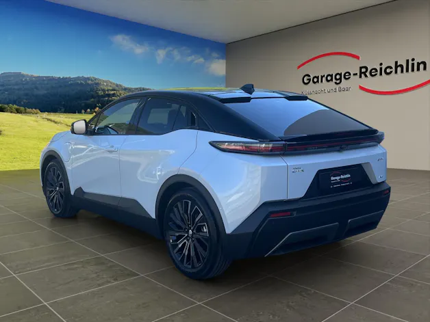 Toyota C-HR+ Premium AWD