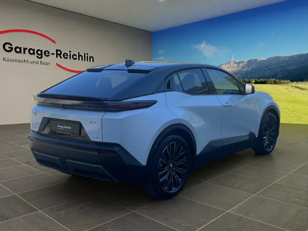 Toyota C-HR+ Premium AWD