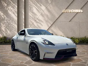 NISSAN 370 Z Coupé 3.7 V6 24V Nismo