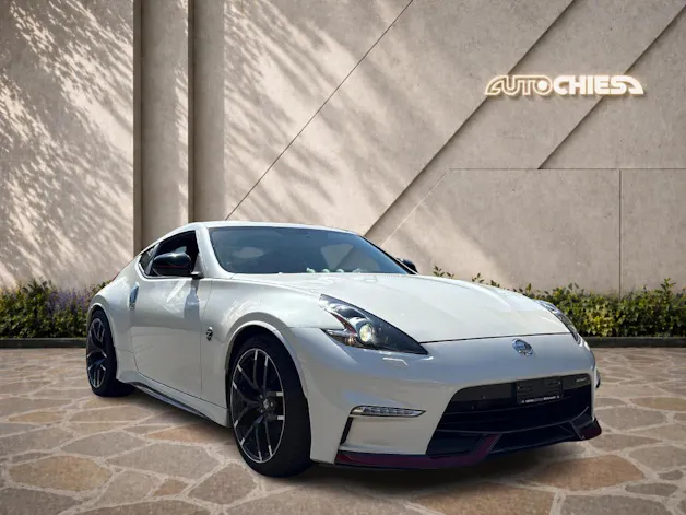 NISSAN 370 Z Coupé 3.7 V6 24V Nismo