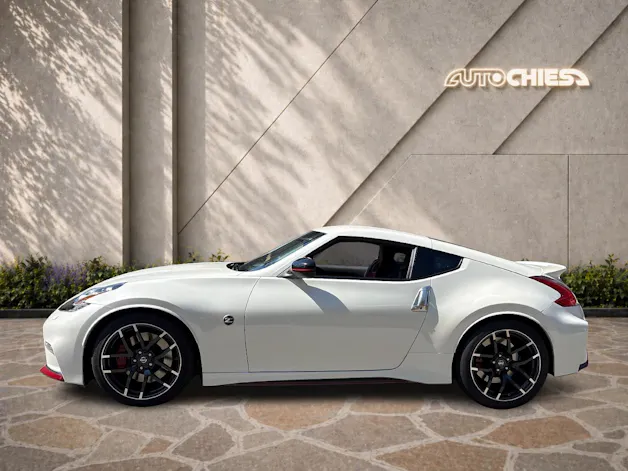 NISSAN 370 Z Coupé 3.7 V6 24V Nismo
