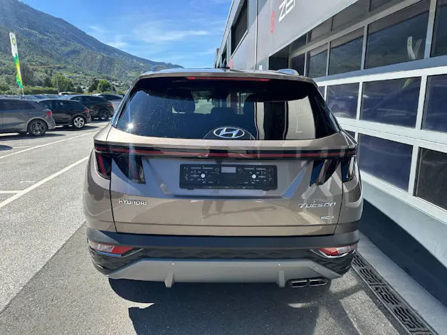 HYUNDAI Tucson 1.6 T-GDi 4WD (CH)