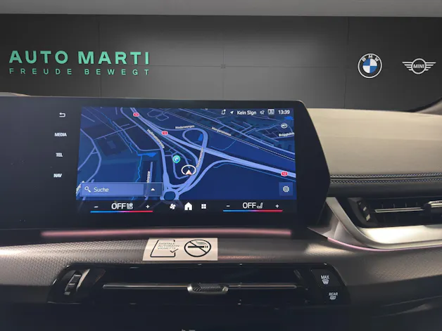 BMW 225e xDrive paddles Active Tourer M Sport