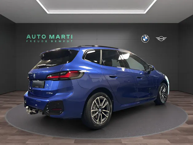 BMW 225e xDrive paddles Active Tourer M Sport