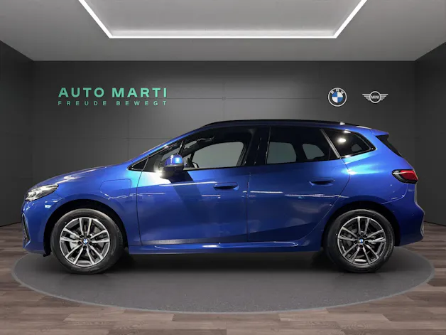 BMW 225e xDrive paddles Active Tourer M Sport