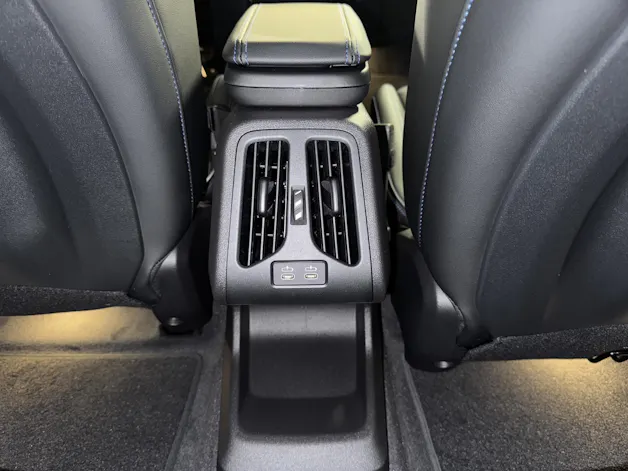 BMW 225e xDrive paddles Active Tourer M Sport