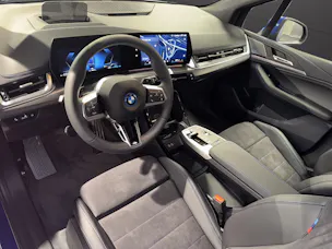 BMW 225e xDrive paddles Active Tourer M Sport