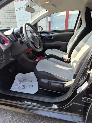 CITROEN C1 1.0 VTi Shine Edition ETG