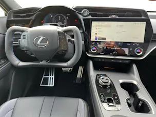 Lexus RZ 550e F Sport