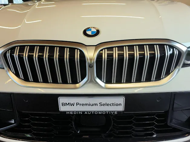 BMW 320d xDrive Touring M-Sport