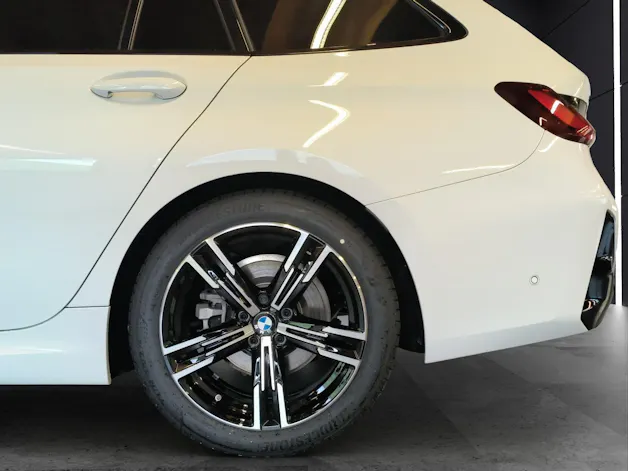 BMW 320d xDrive Touring M-Sport