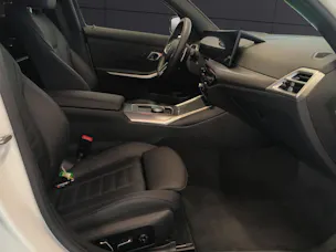 BMW 320d xDrive Touring M-Sport