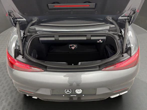 https://vehicle.imgix.net/4454400/c6e7d101-7d73-49d6-bdb2-e94751450ebc.jpg