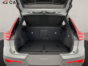 VOLVO XC40 2.0 B4 MH Ultra Dark