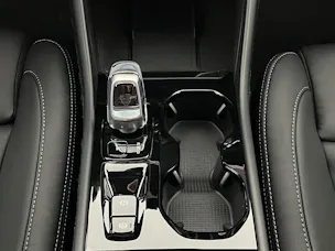 VOLVO XC40 2.0 B4 MH Ultra Dark