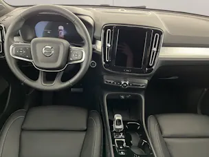 VOLVO XC40 2.0 B4 MH Ultra Dark