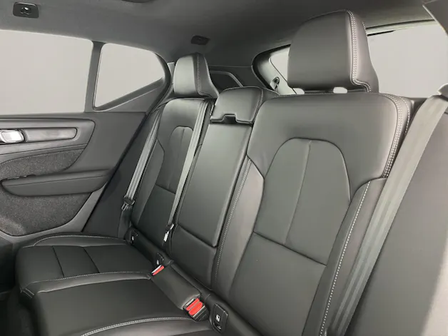 VOLVO XC40 2.0 B4 MH Ultra Dark