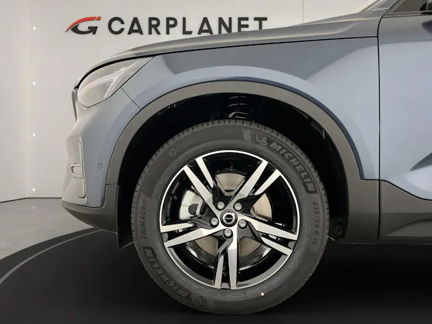 VOLVO XC40 2.0 B3 MH Plus Dark