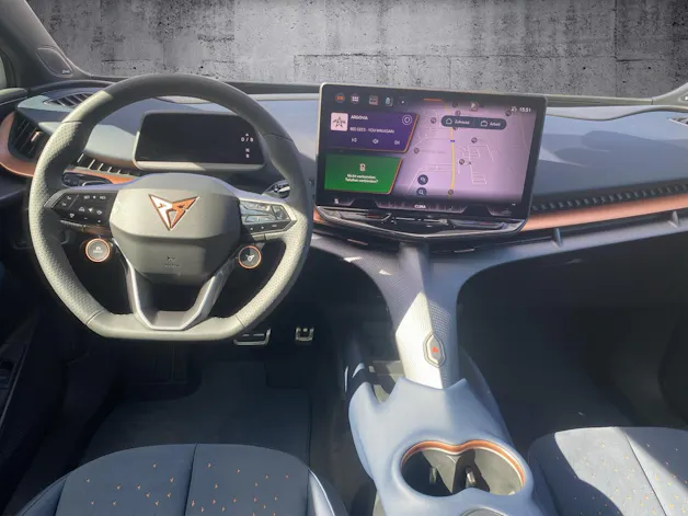 CUPRA Tavascan VZ Adrenaline 4D