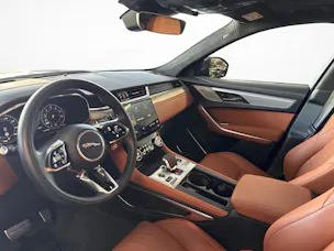 Jaguar F-Pace 2.0 P400e R-Dynamic SE 90th Anniversary Ed. AWD mit Panoramadach