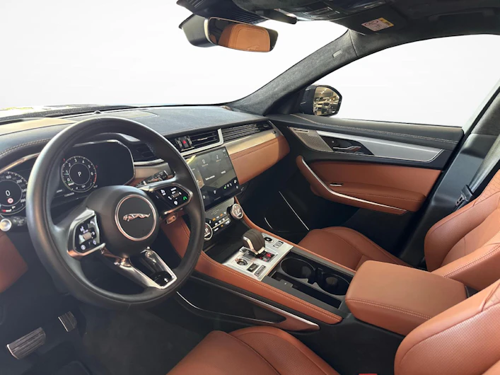 Fahrzeugbild JAGUAR F-PACE