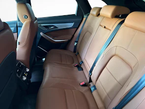 Fahrzeugbild JAGUAR F-Pace 2.0 P400e R-Dynamic SE 90th Anniversary Ed. AWD mit Panormadach