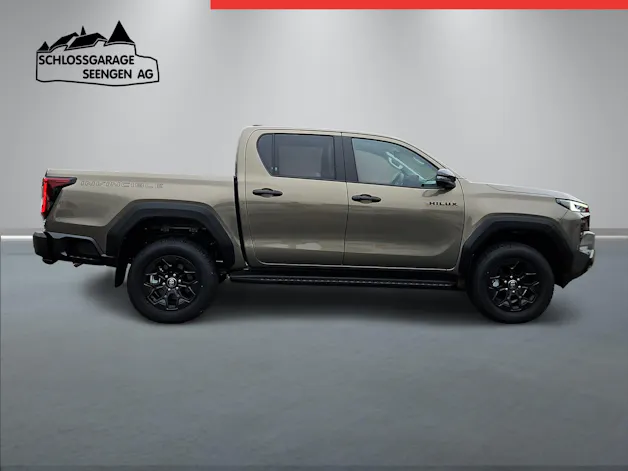 Toyota Hilux Double Cab.-Pick-up 2.8 D-4D MHEV 204 Invincible
