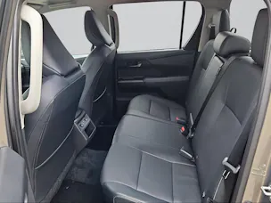 Toyota Hilux Double Cab.-Pick-up 2.8 D-4D MHEV 204 Invincible
