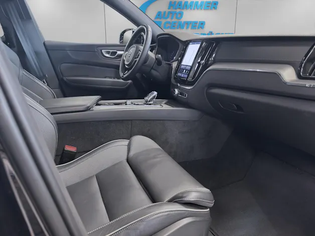 VOLVO XC60 2.0 T8 TE XCENTRIC Black Edition eAWD