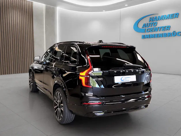 VOLVO XC90 2.0 B5 MH Ultra Dark AWD