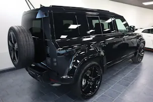 Land Rover Defender 110 3.0 D I6 350 X-Dynamic HSE