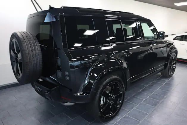 Land Rover Defender 110 3.0 D I6 350 X-Dynamic HSE