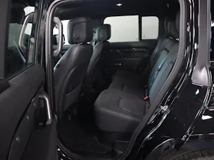 Land Rover Defender 110 3.0 D I6 350 X-Dynamic HSE